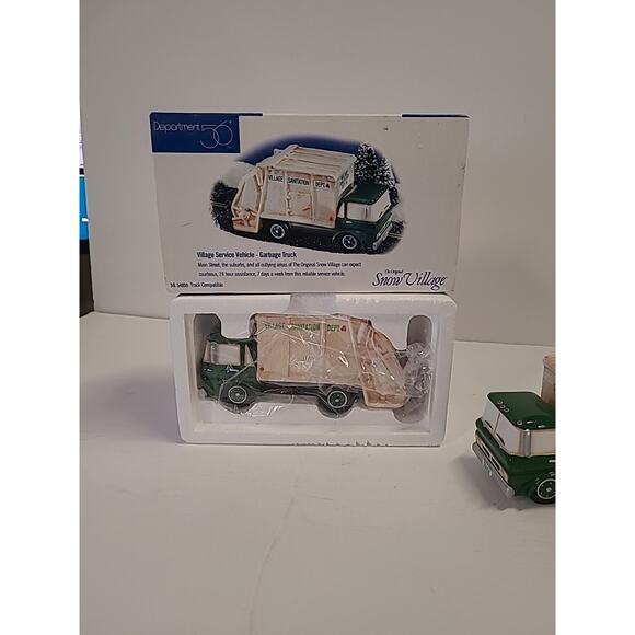Dept 56 VILLAGE SANITATION TRUCK #54959 - 2 Available - Christmas Holiday - Picture 8 of 10